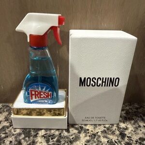 Moschino Fresh Couture Eau de Toilette